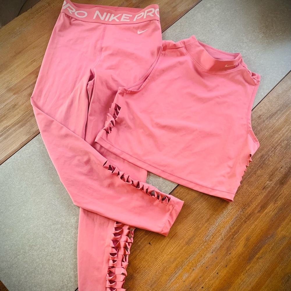 Mauve Pink Nike Pro Workout Set